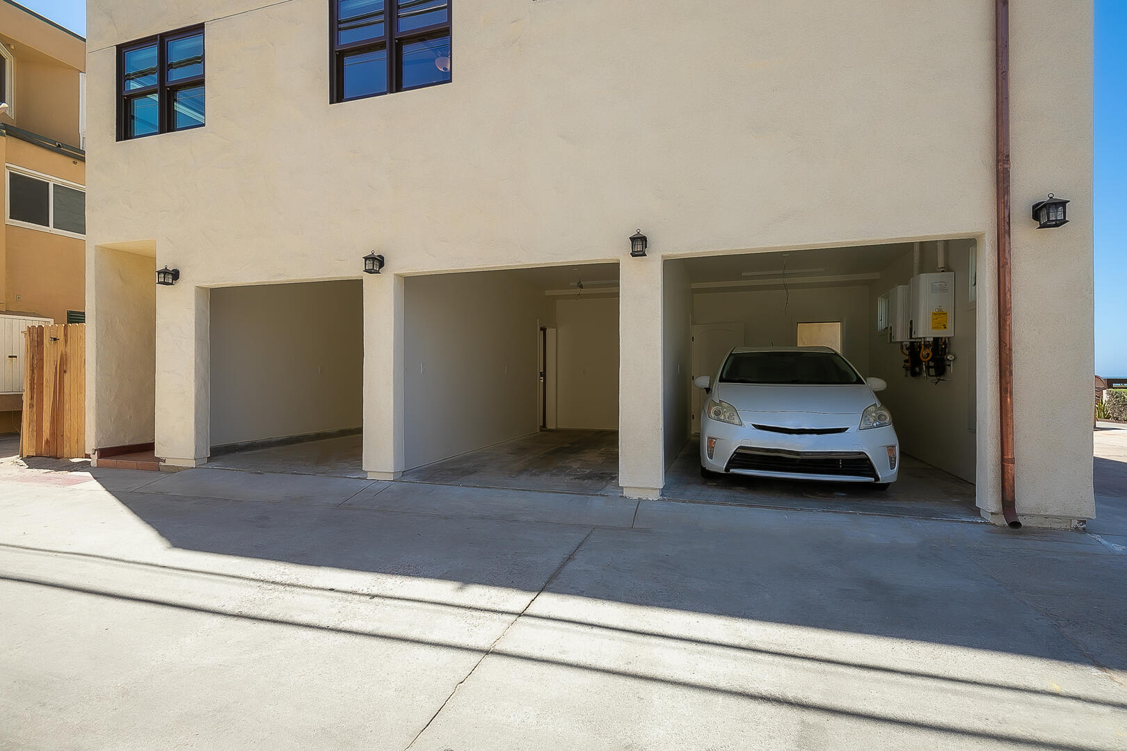 Oceanfront Villa Compound | Photo 94