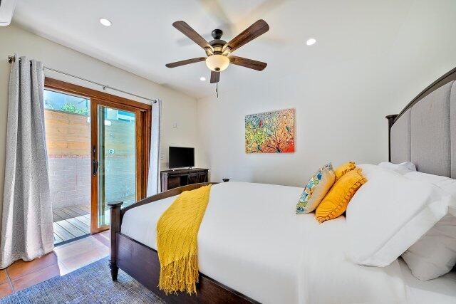 Oceanfront Villa Compound | Photo 24