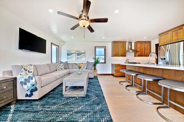 Oceanfront Villa Compound | Photo 37