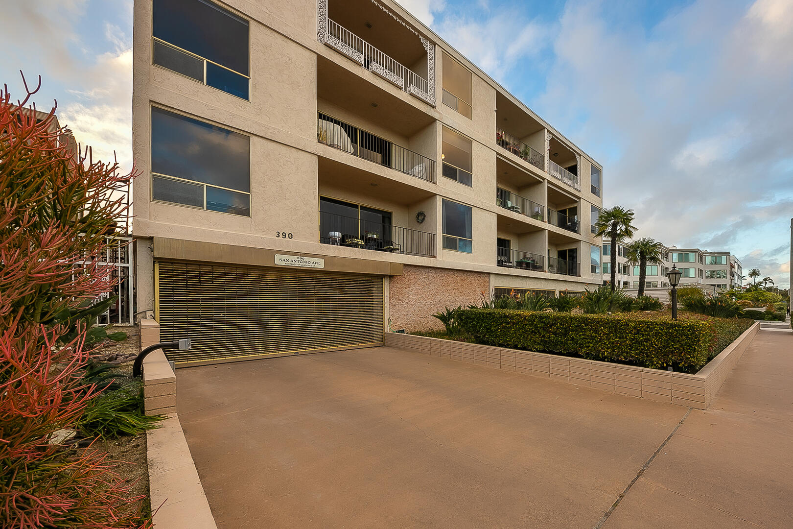 Breezy Bay View Nest | Photo 360