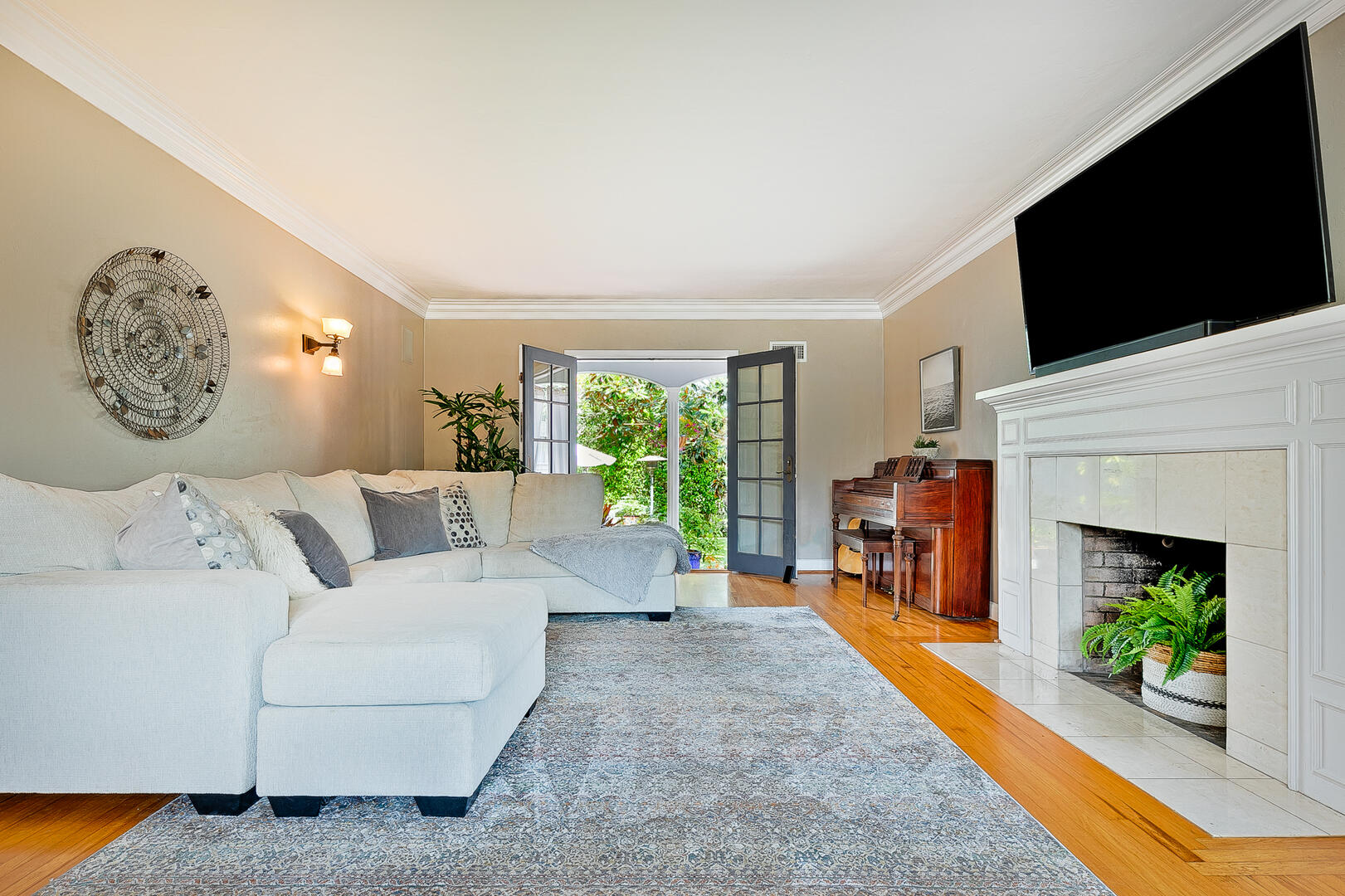 Crown Point Jewel | Photo 45