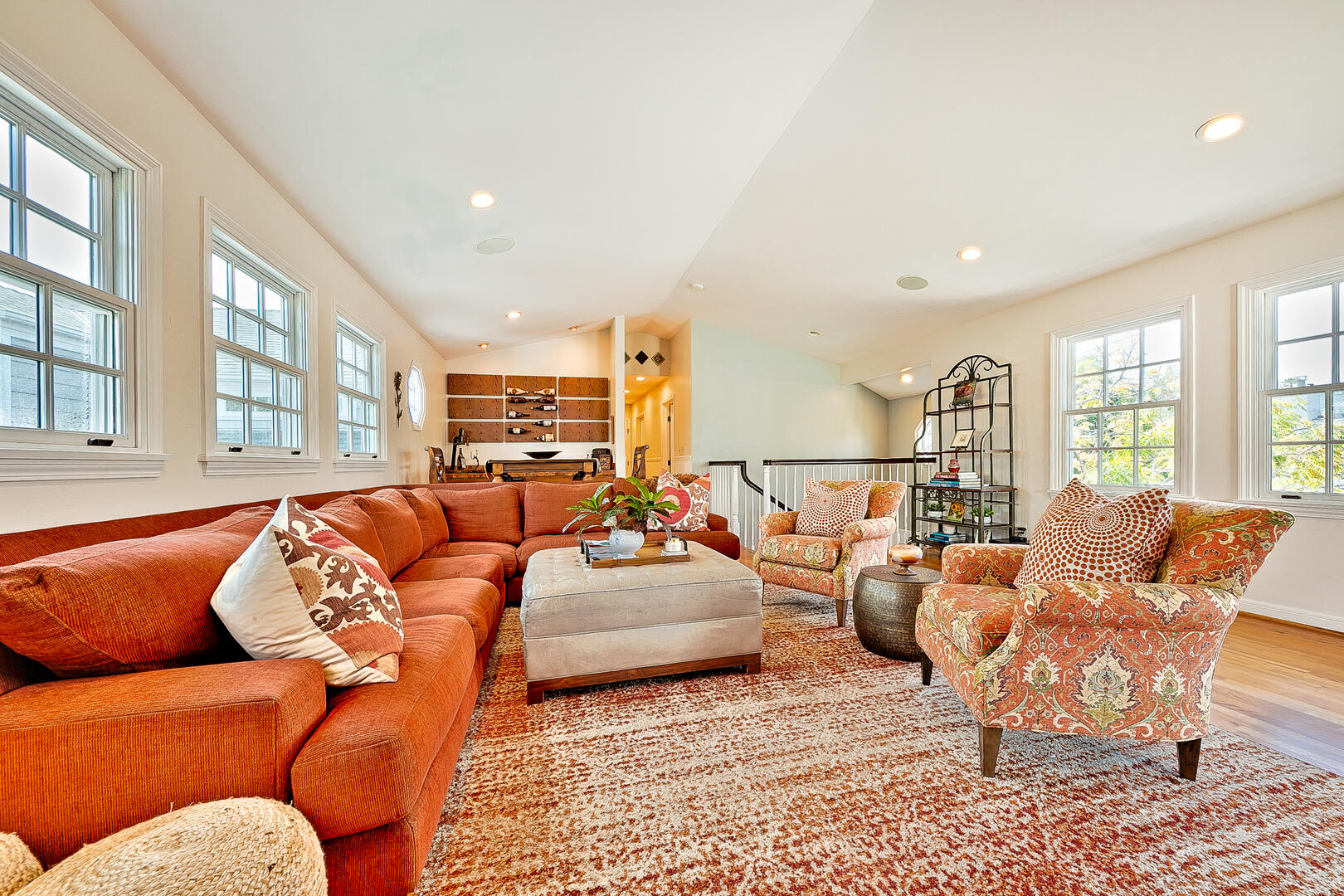 Crown Point Jewel | Photo 60