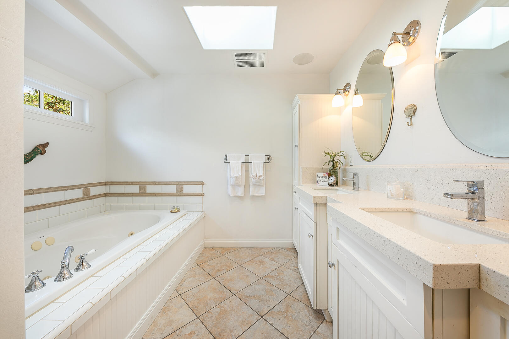 Crown Point Jewel | Photo 110