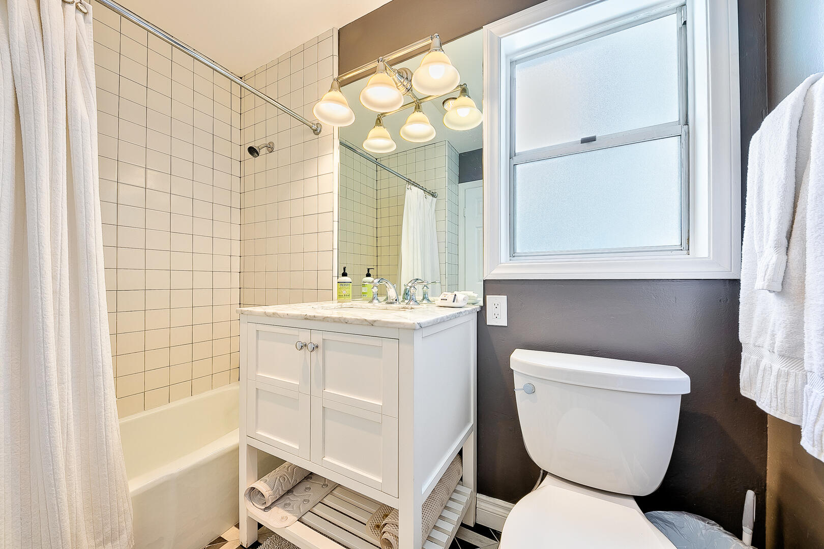 Sunny Gardens | Photo 14