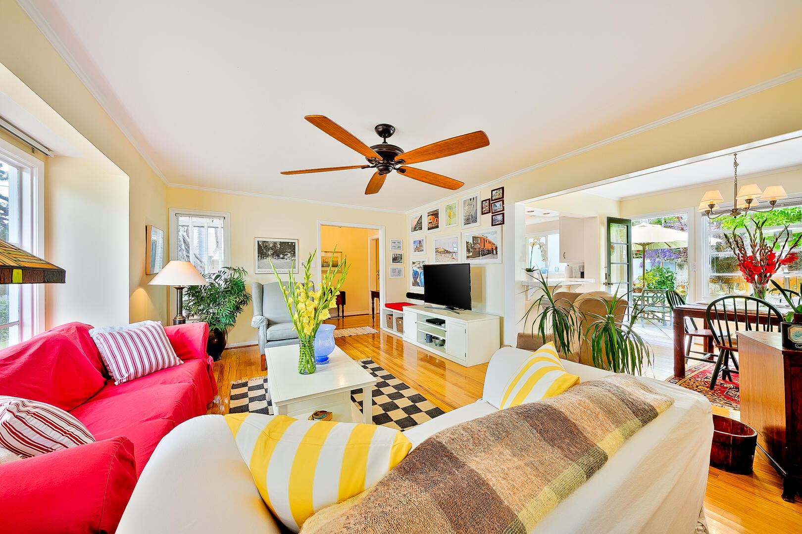 Sunny Gardens | Photo 4