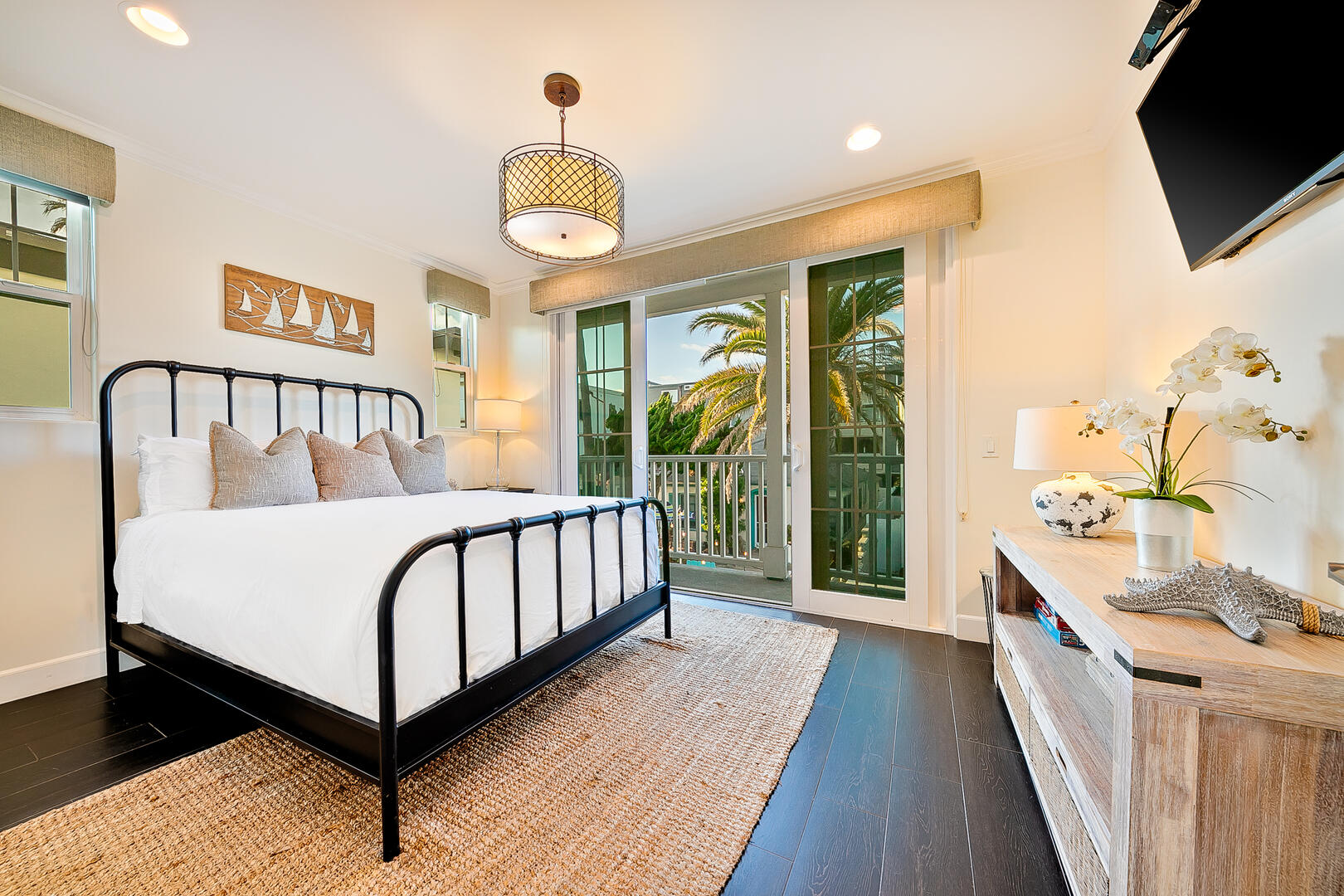 Deluxe Dover Retreat | Photo 25