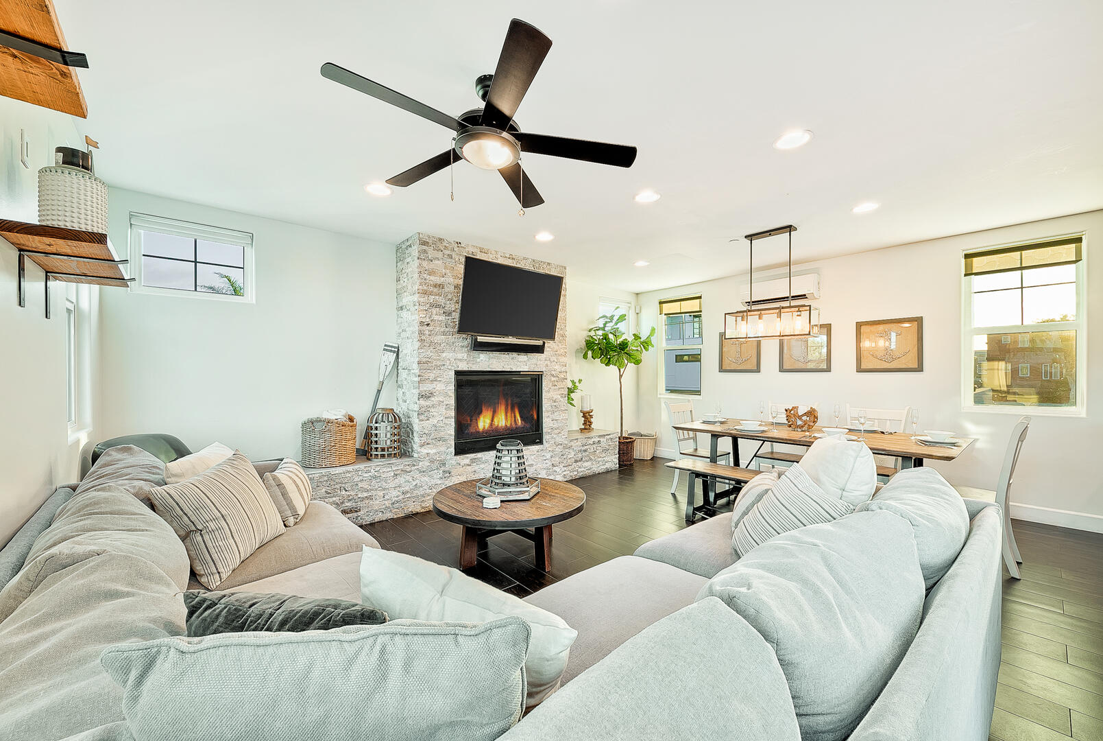 Deluxe Dover Retreat | Photo 11