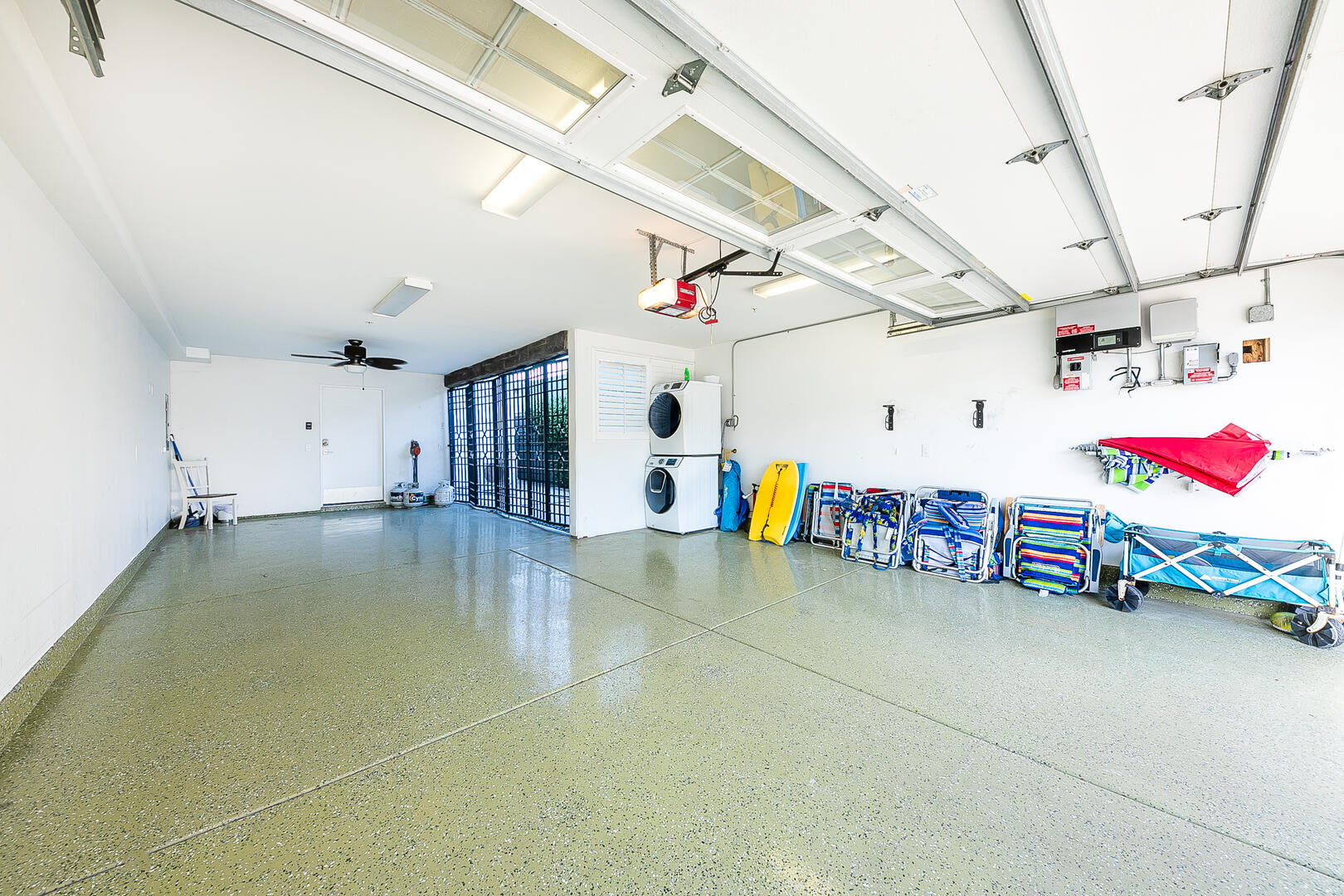 Deluxe Dover Retreat | Photo 49