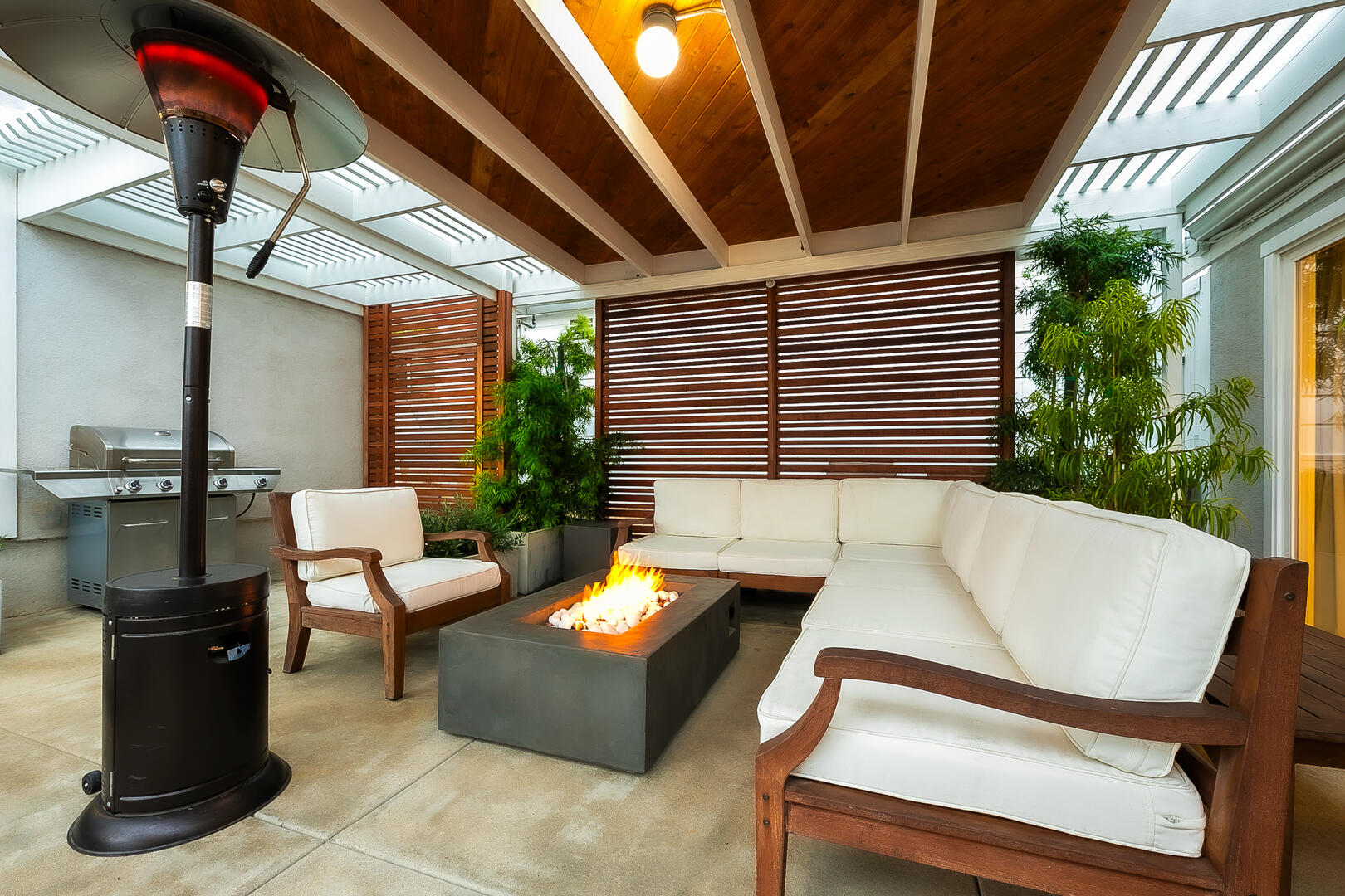 Mediterranean Villa | Photo 2