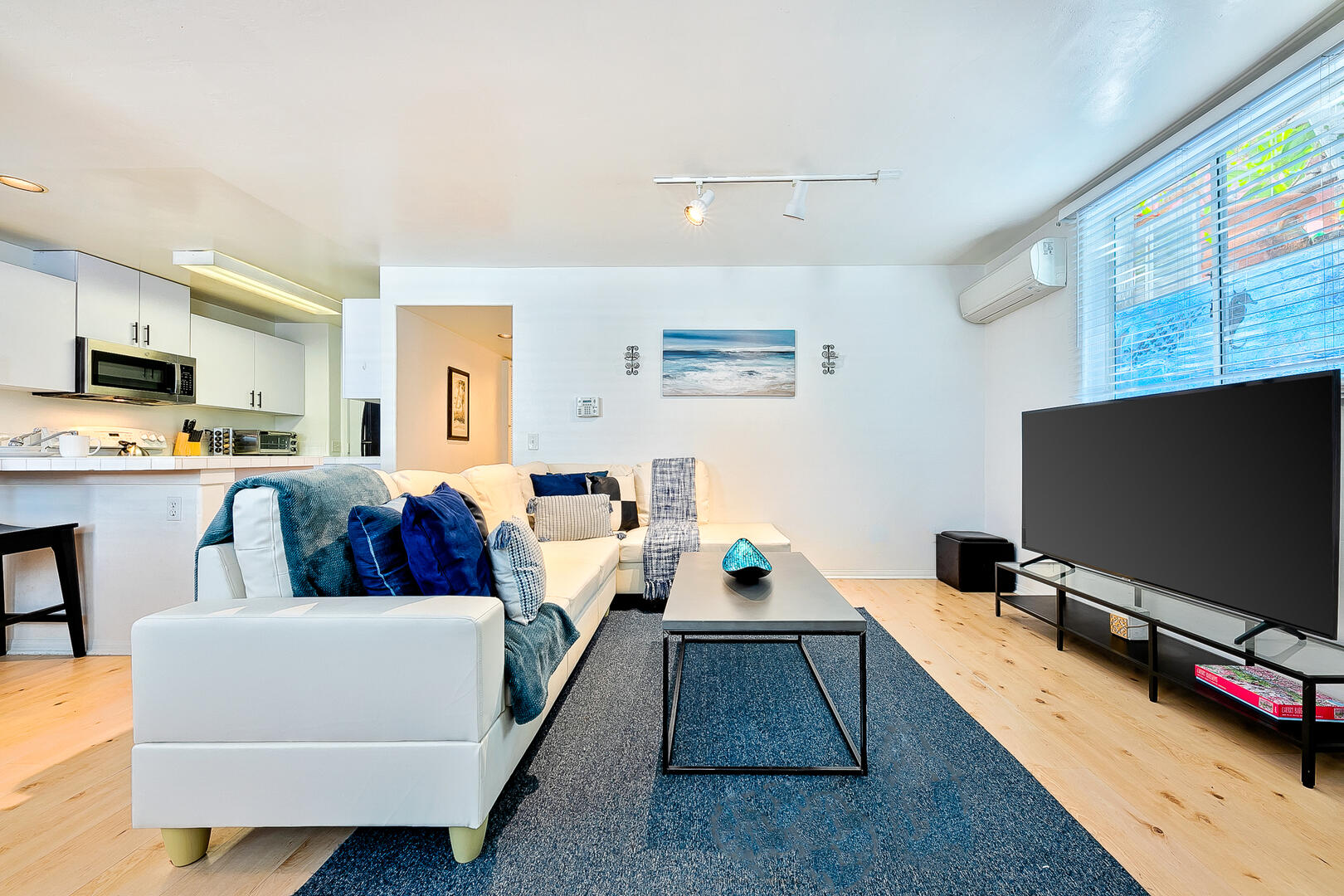 Beach Vibes | Photo 16