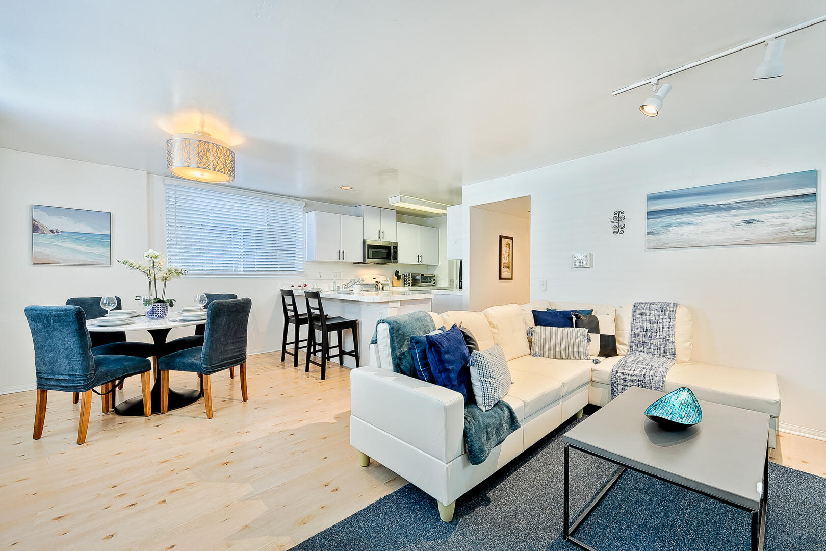 Beach Vibes | Photo 14