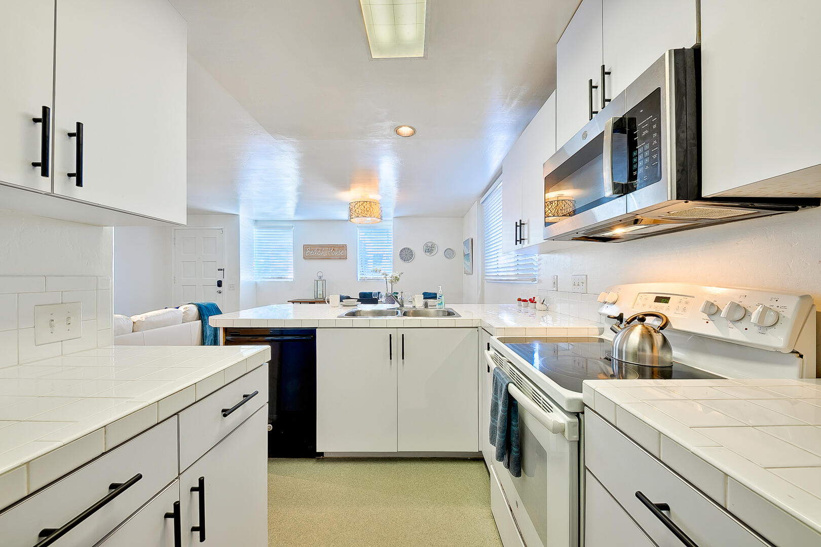 Beach Vibes | Photo 11