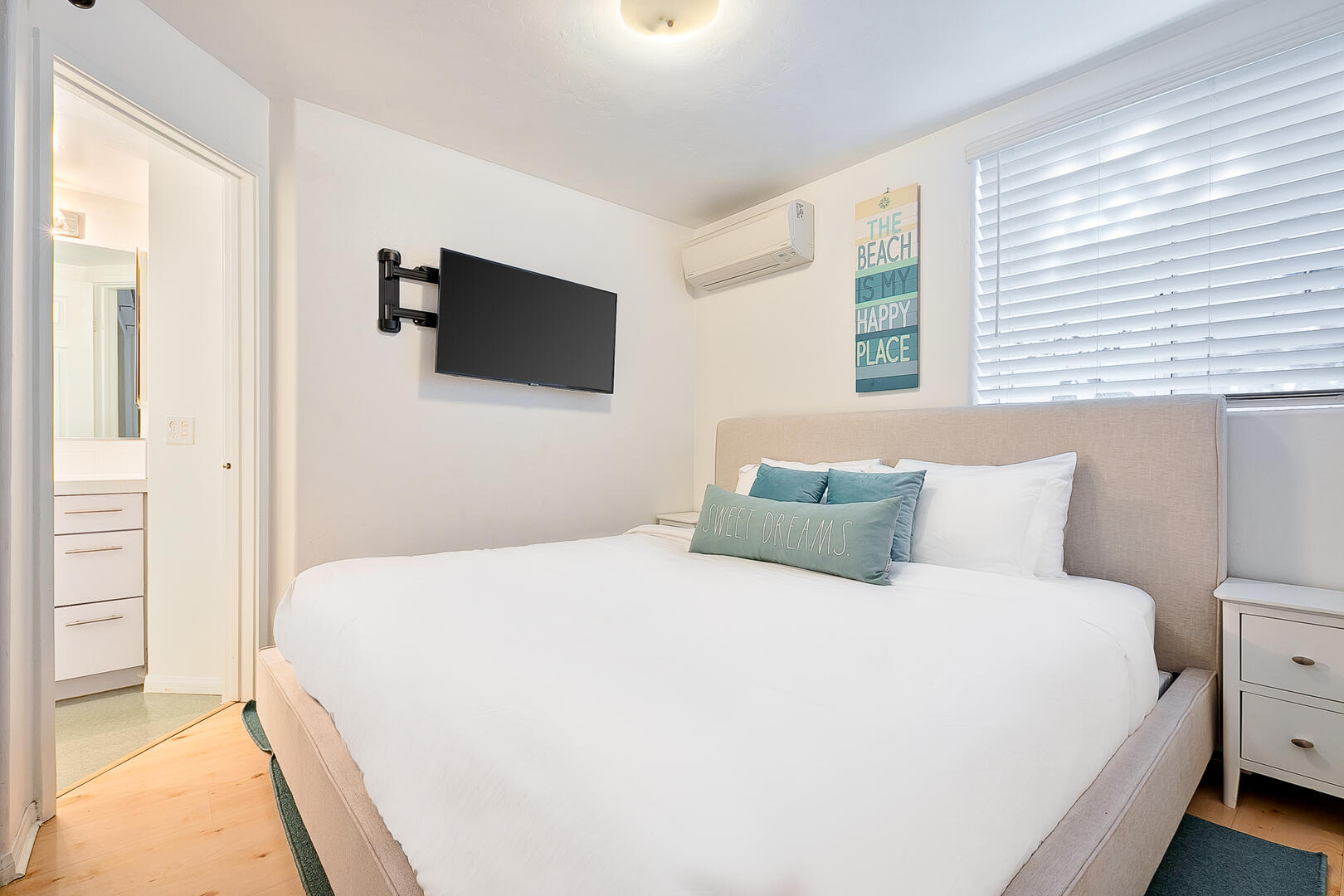 Beach Vibes | Photo 18