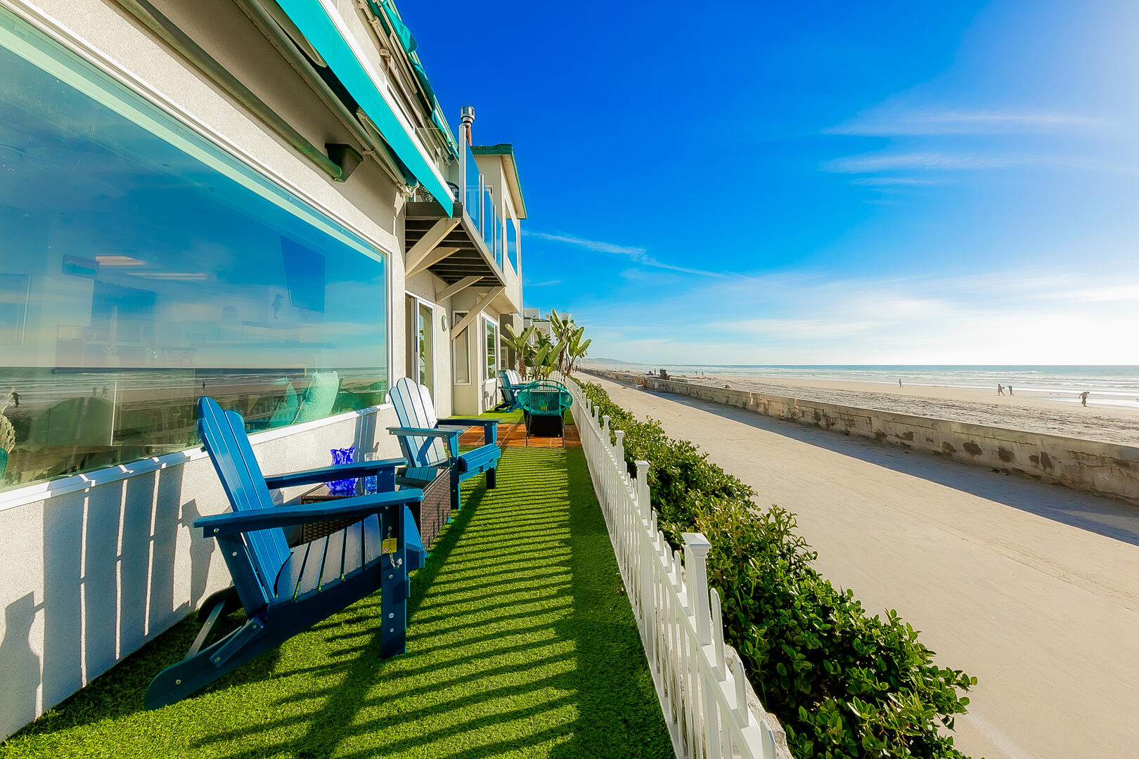 Ocean Front Retreat | Photo 560