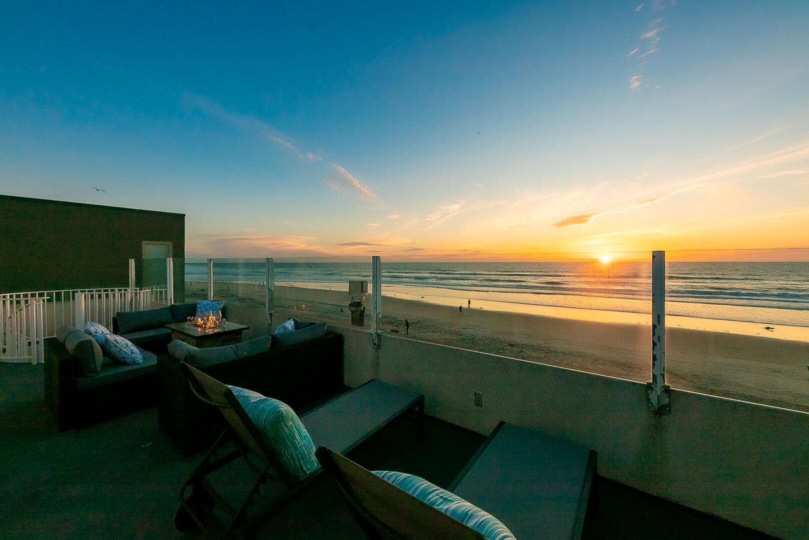 Ocean Front Retreat | Photo 12312