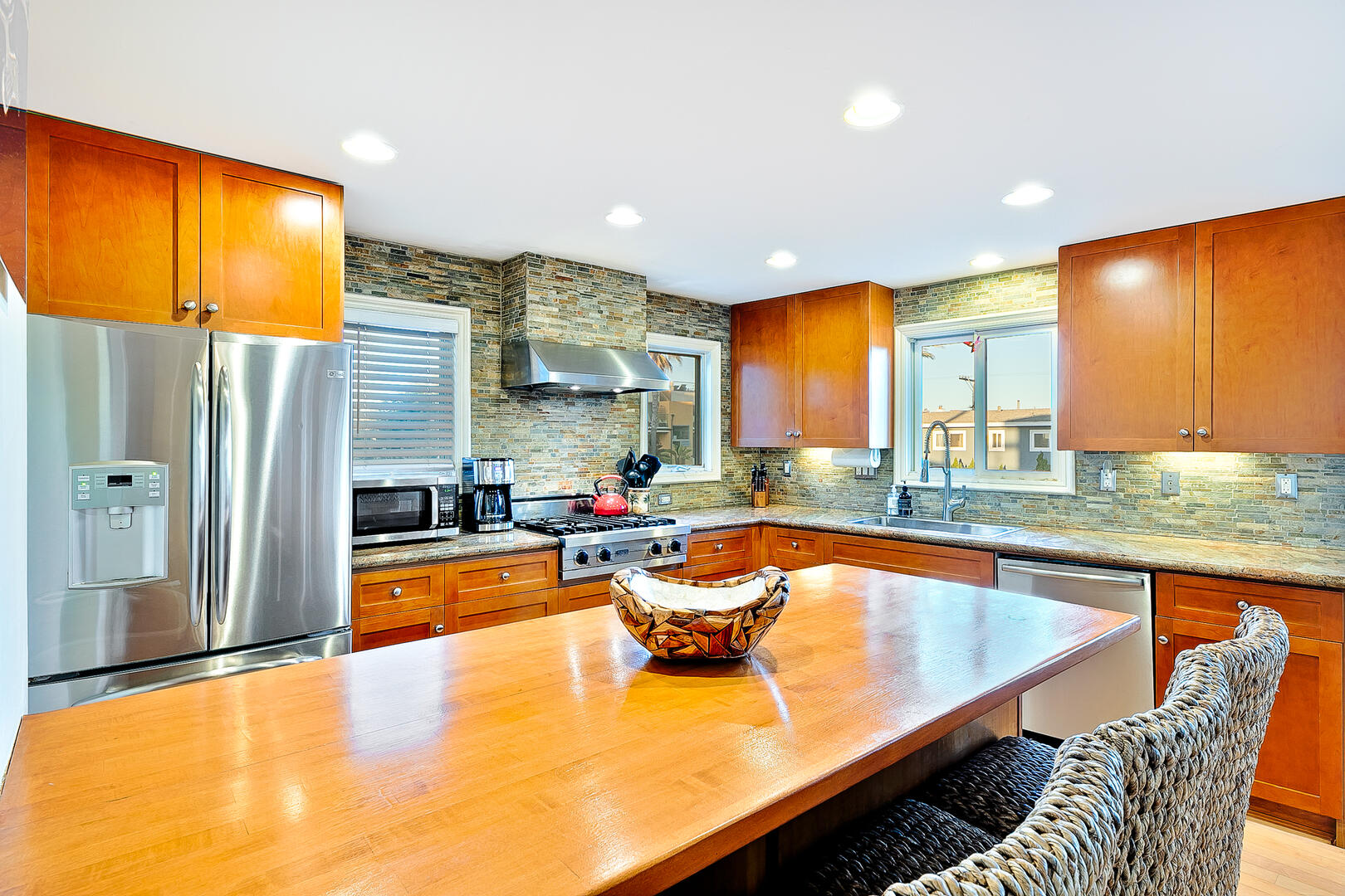 Rooftop Paradise | Photo 14