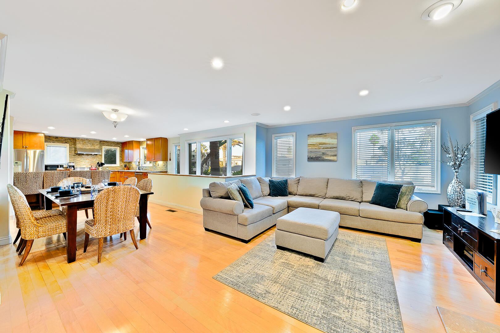 Rooftop Paradise | Photo 19