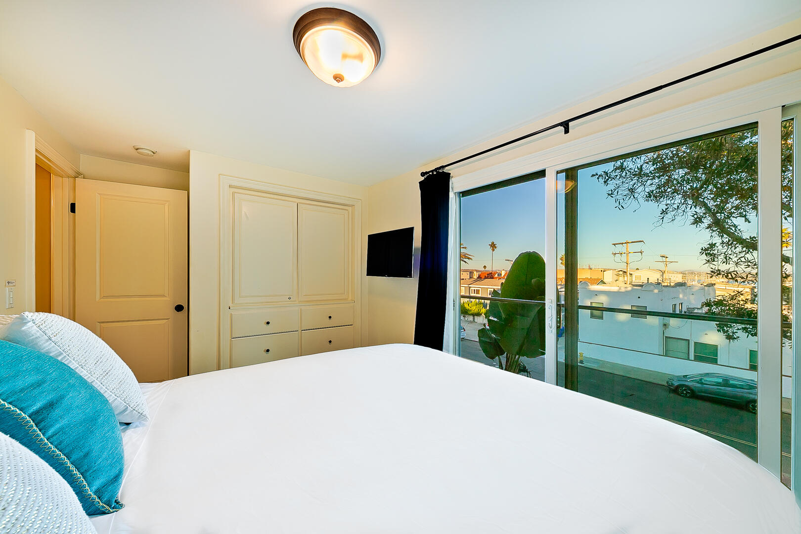 Rooftop Paradise | Photo 31