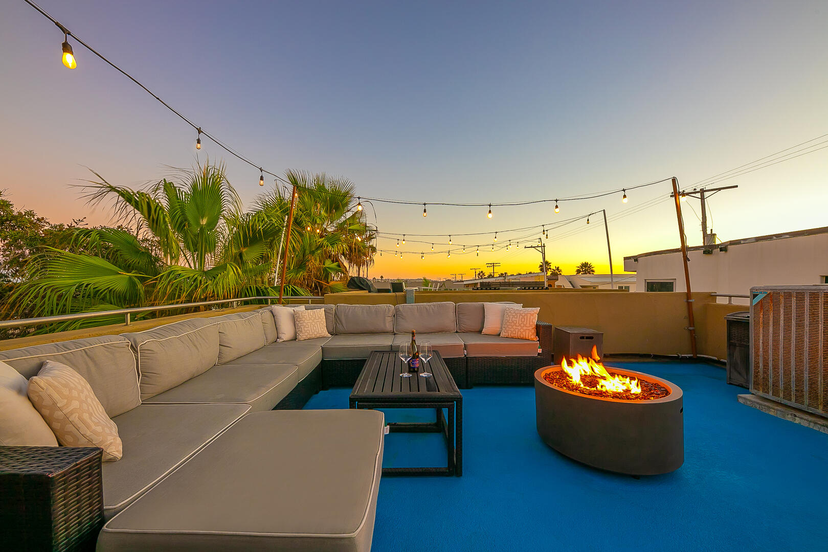 Rooftop Paradise | Photo 6