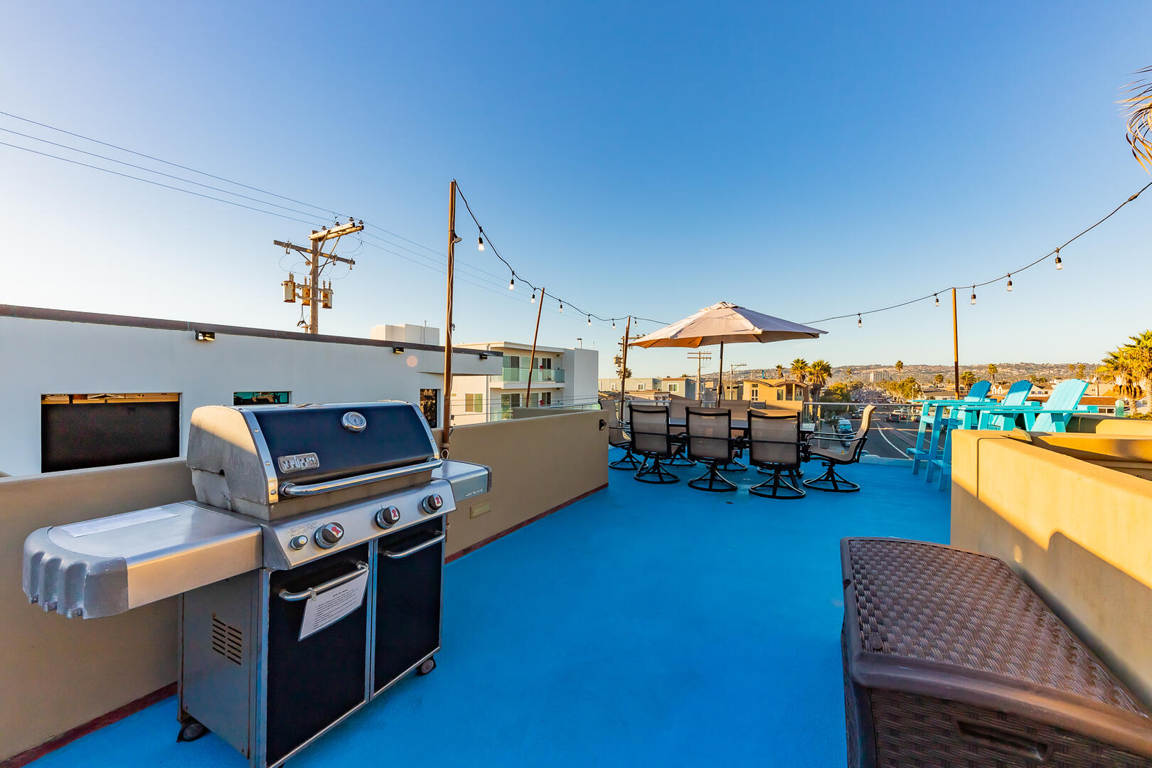 Rooftop Paradise | Photo 44