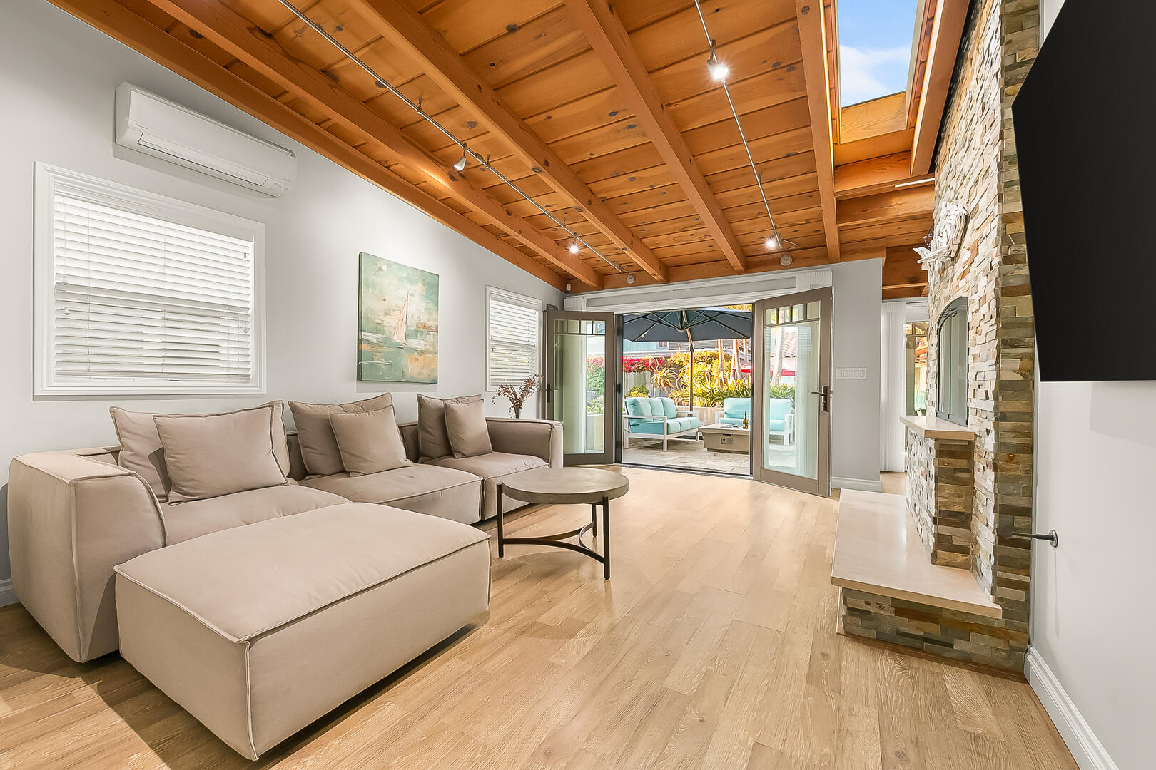 Avalon Beach Retreat | Photo 9