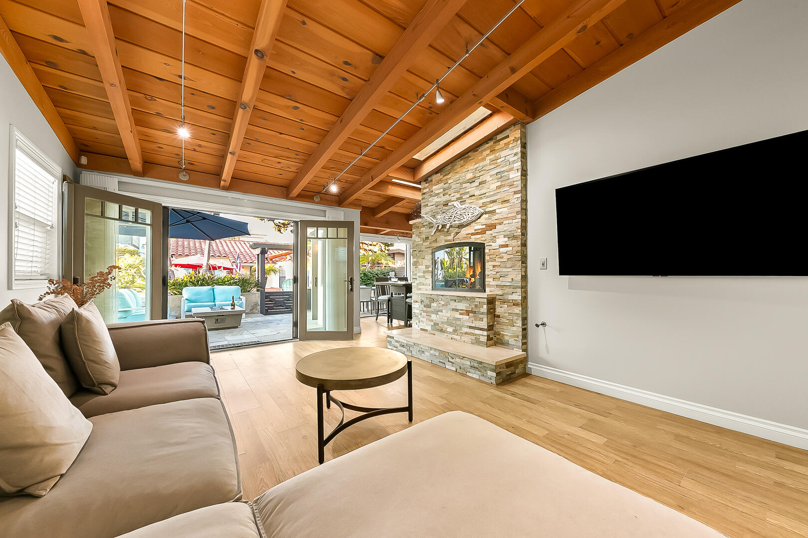 Avalon Beach Retreat | Photo 11