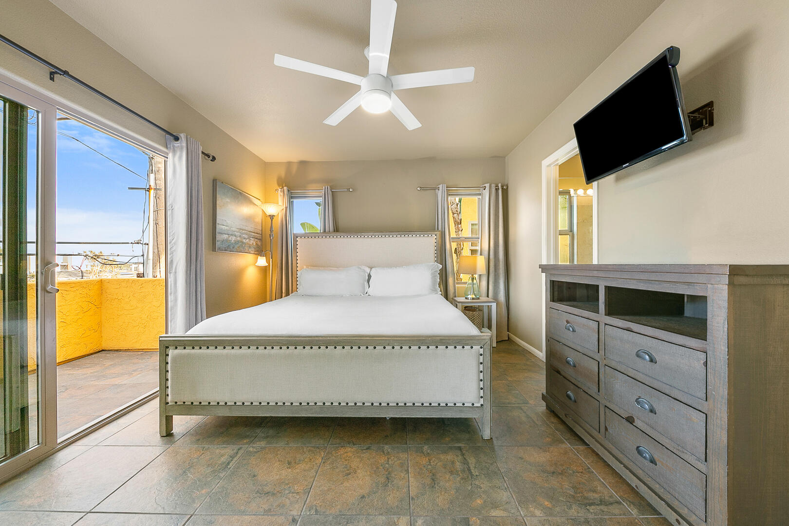 Nahant Oceanfront Penthouse Escape | Photo 36