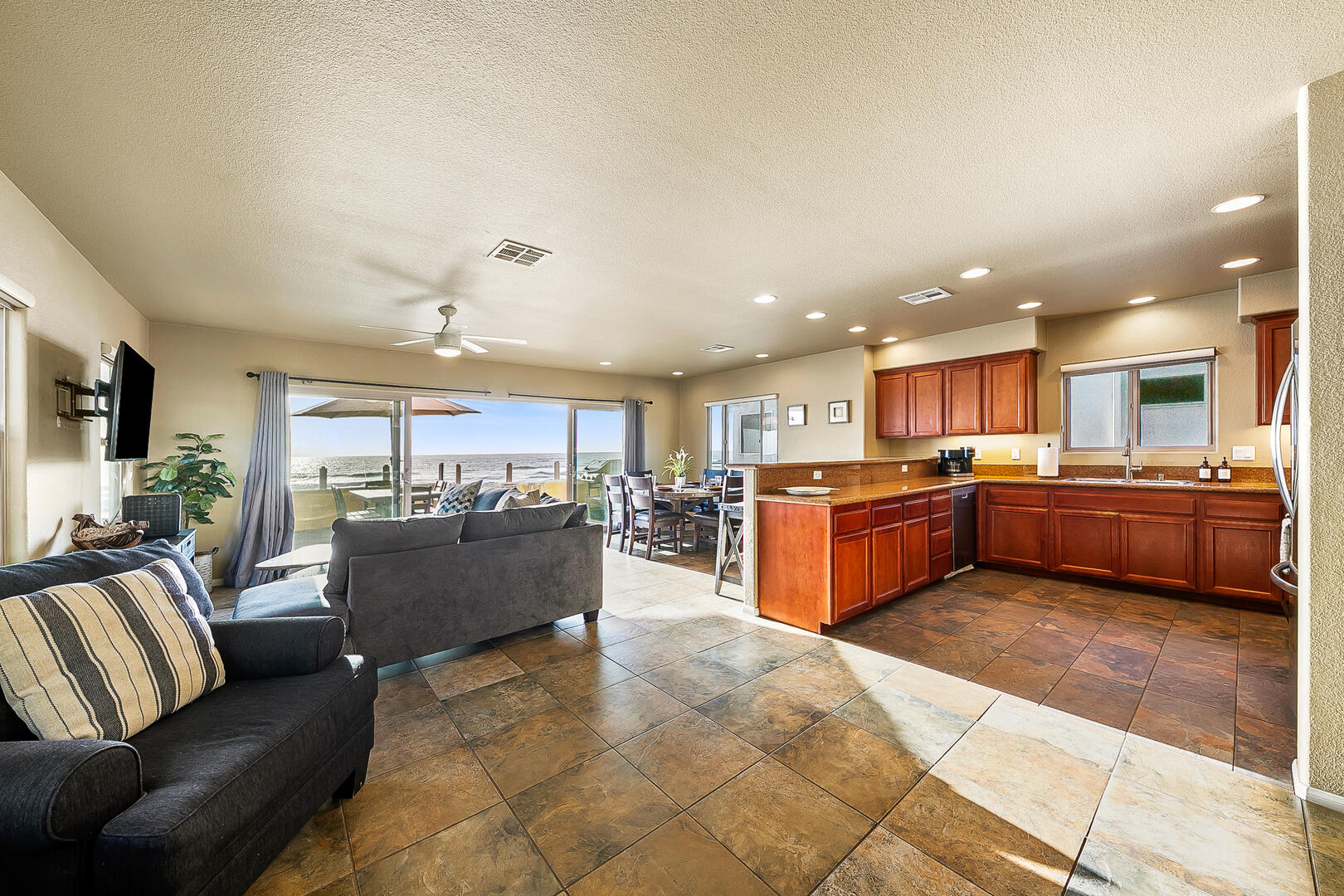 Nahant Oceanfront Penthouse Escape | Photo 8