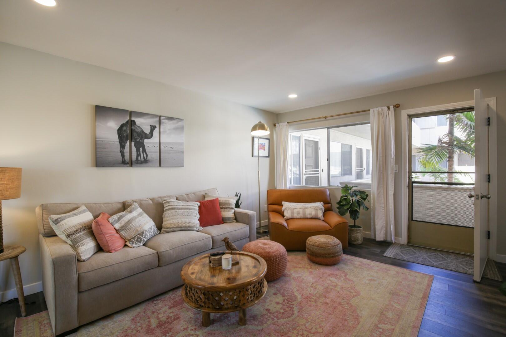 Ocean Beach Gem | Photo 5