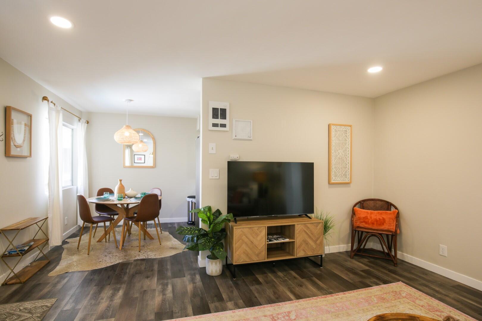 Ocean Beach Gem | Photo 9