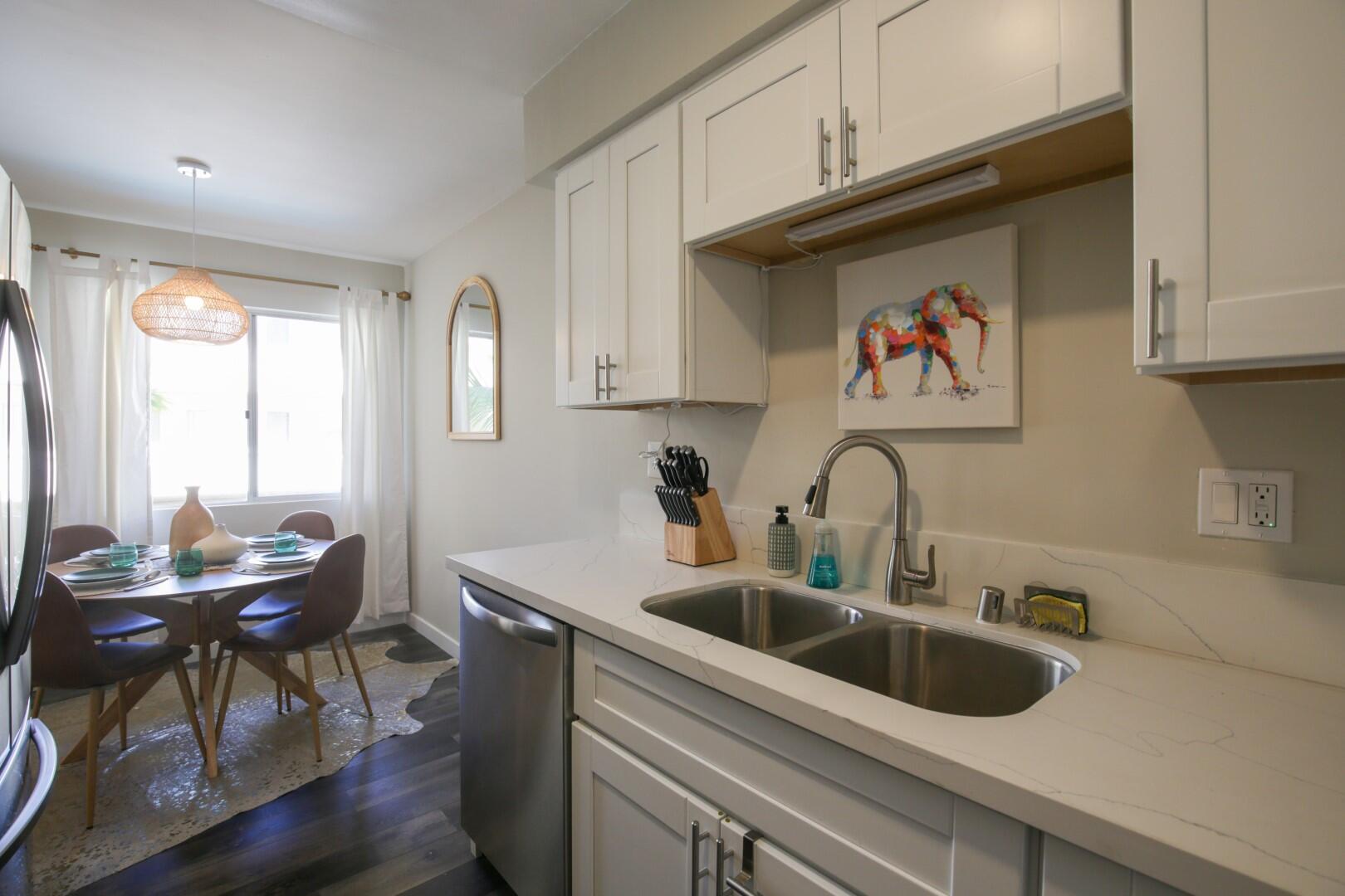 Ocean Beach Gem | Photo 17