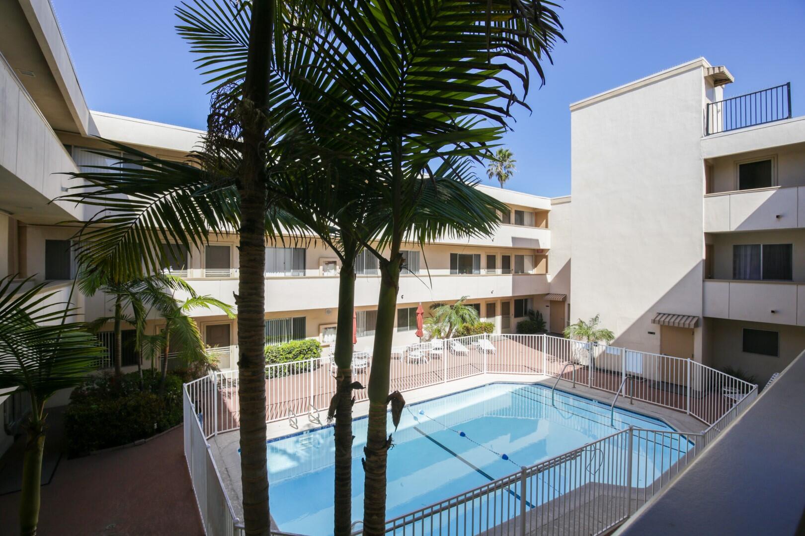 Ocean Beach Gem | Photo 24