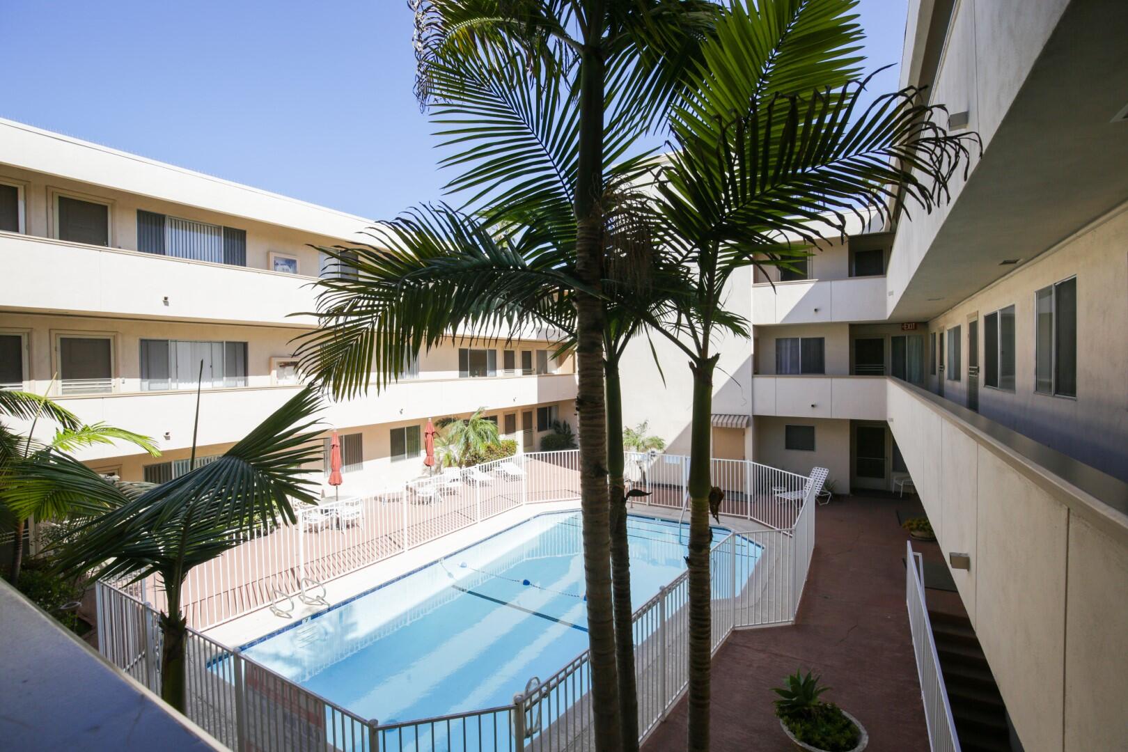 Ocean Beach Gem | Photo 2