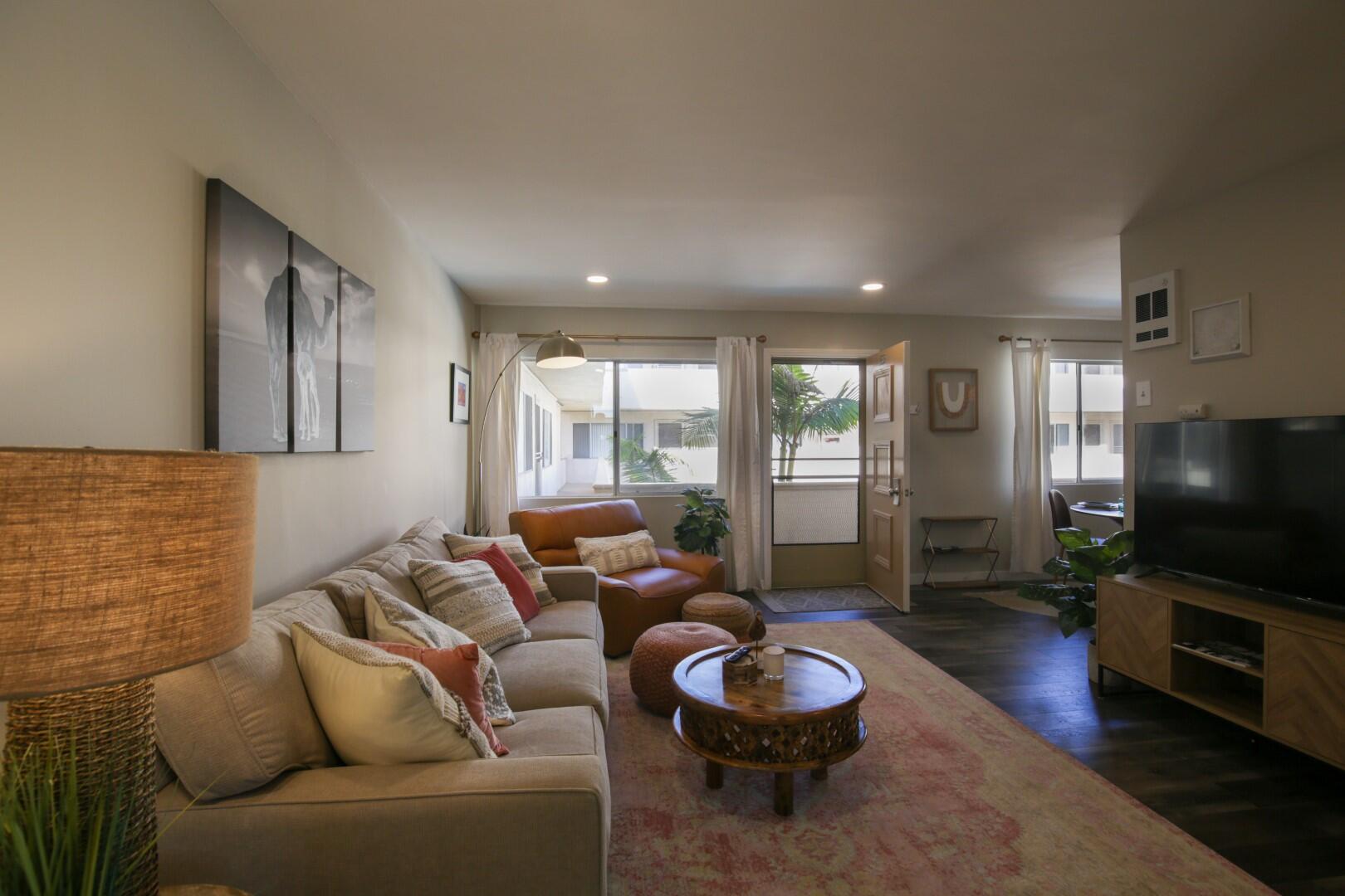 Ocean Beach Gem | Photo 6