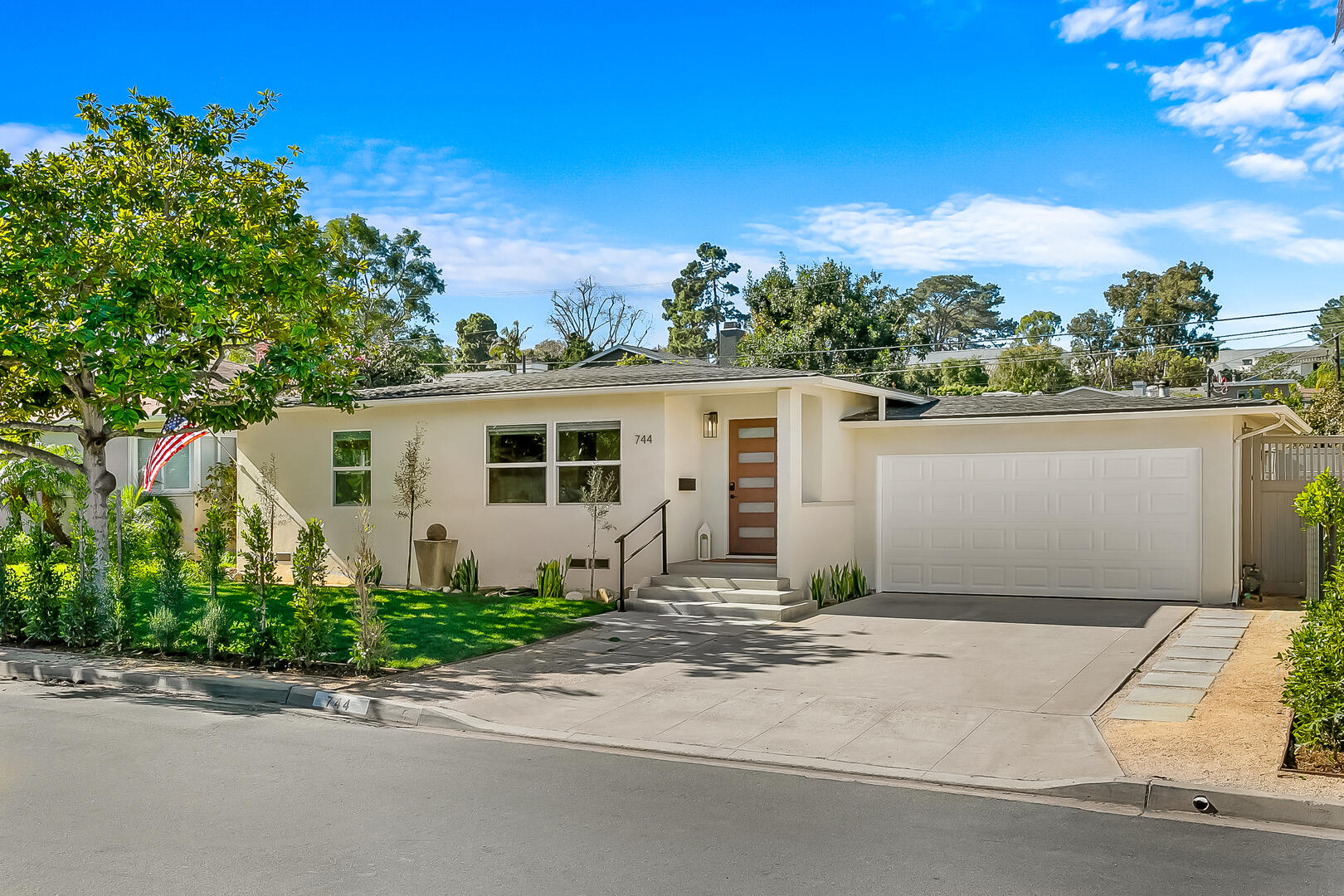 Point Loma Charmer | Photo 20