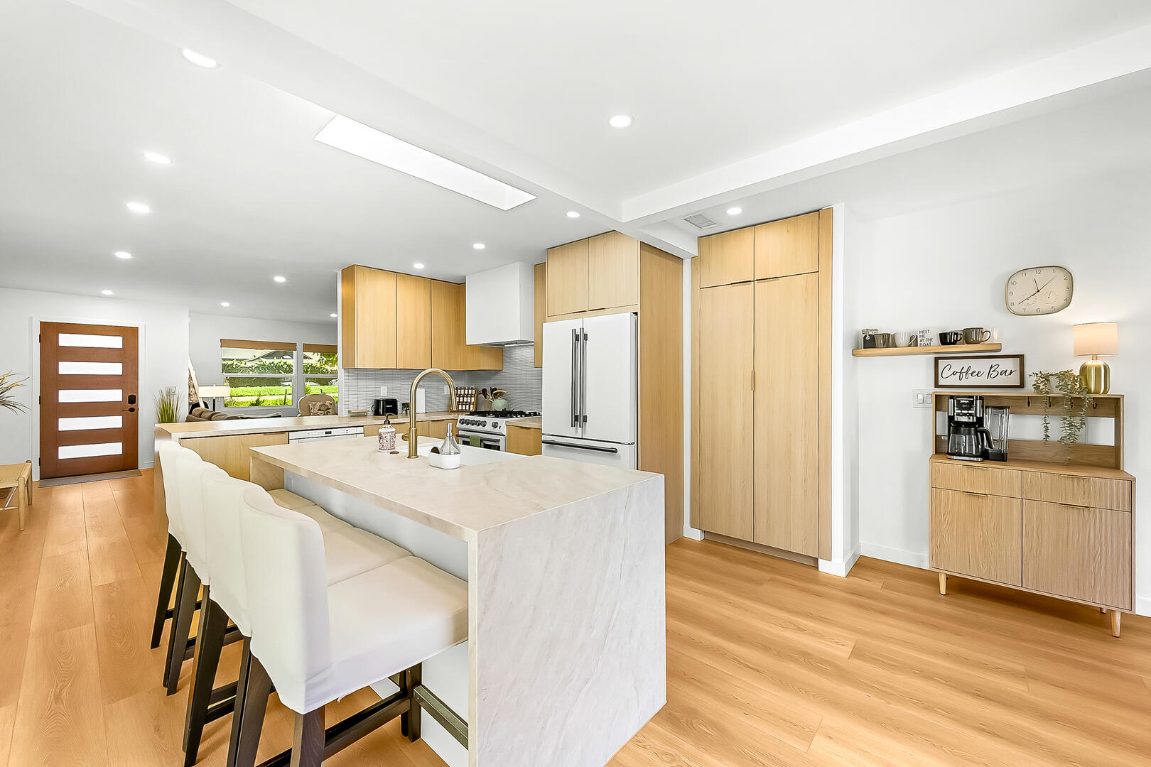 Point Loma Charmer | Photo 4