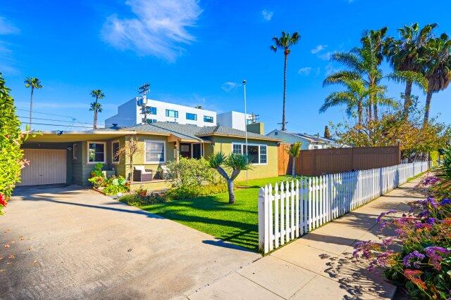 Seaside Beach Bungalow | Photo 18