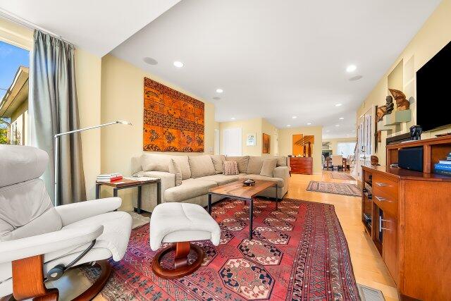 La Jolla Breeze Retreat | Photo 7