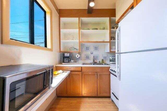 Coastal Hideaway | Photo 10