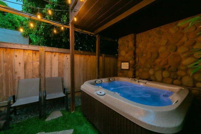 Coastal Hideaway | Photo 4
