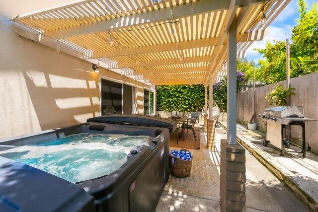 Rosemont Hideaway | Photo 4