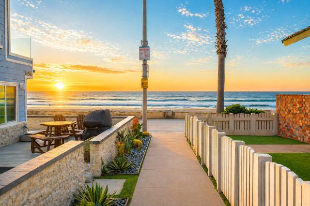 Featured Property Mission Beach Casa