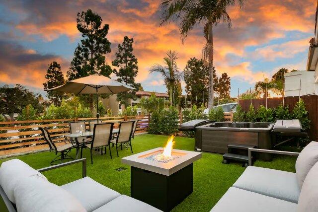 Diamond Gem - Private Yard, Hot Tub,Close to Beach