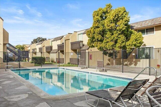 Sunset Coast Suite | Photo 10