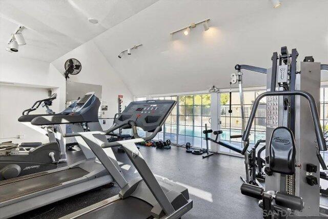 Sunset Coast Suite | Photo 11