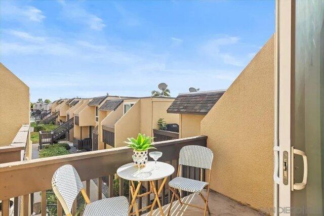 Sunset Coast Suite | Photo 17