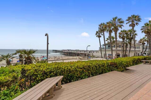 Crystal Pier Charmer | Photo 13