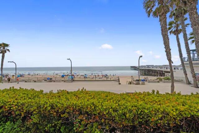 Crystal Pier Charmer | Photo 28