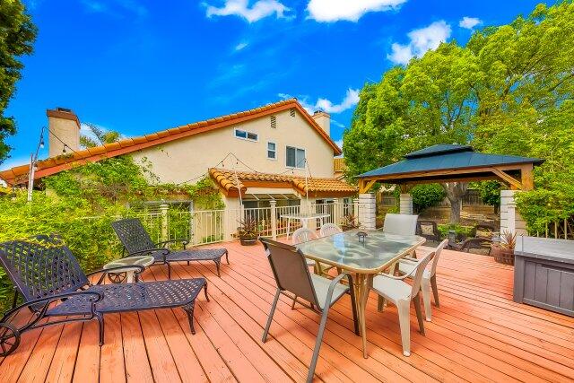 Calm Coastal Retreat | Photo 28