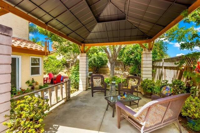 Calm Coastal Retreat | Photo 31